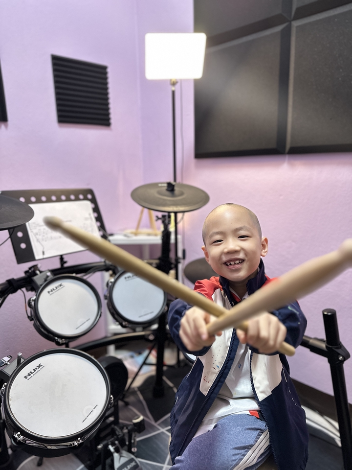 Drums class 7